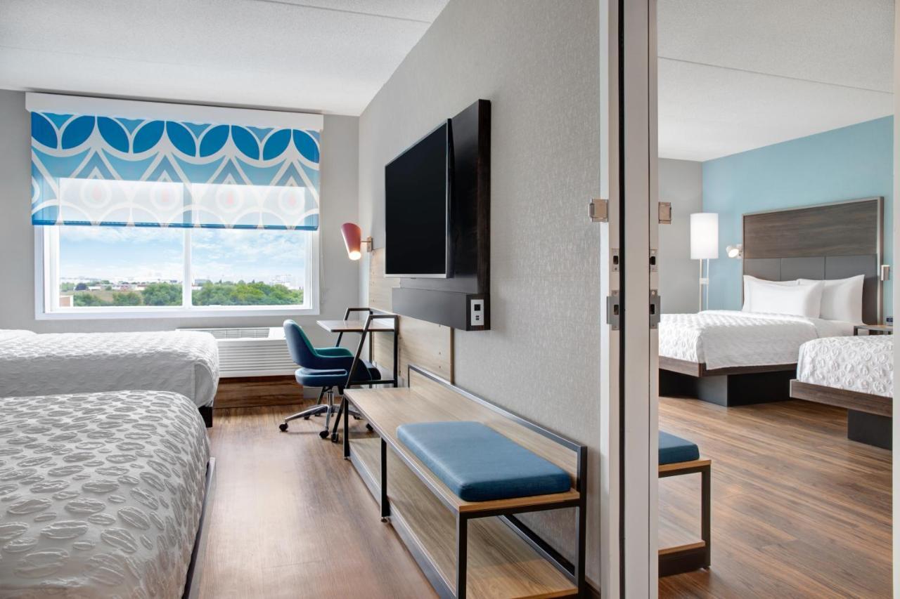 Готель Tru By Hilton Toronto Airport West Місісаґа Екстер'єр фото
