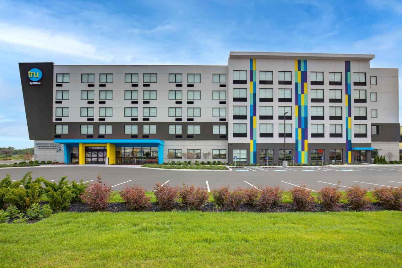 Готель Tru By Hilton Toronto Airport West Місісаґа Екстер'єр фото